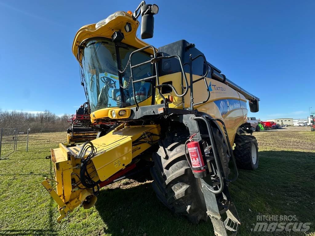 New Holland CX 8080 コンバイン