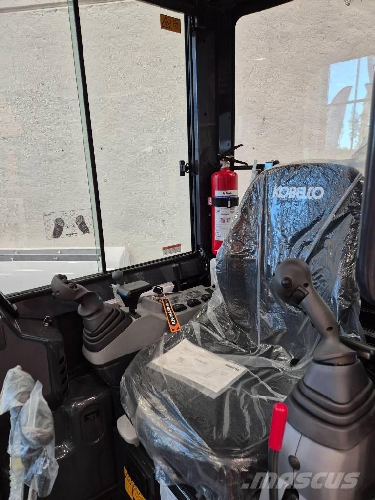 Kobelco SK 17 SR-3E ミニ油圧ショベル 7t以下（ミニユンボ・ミニディガー）