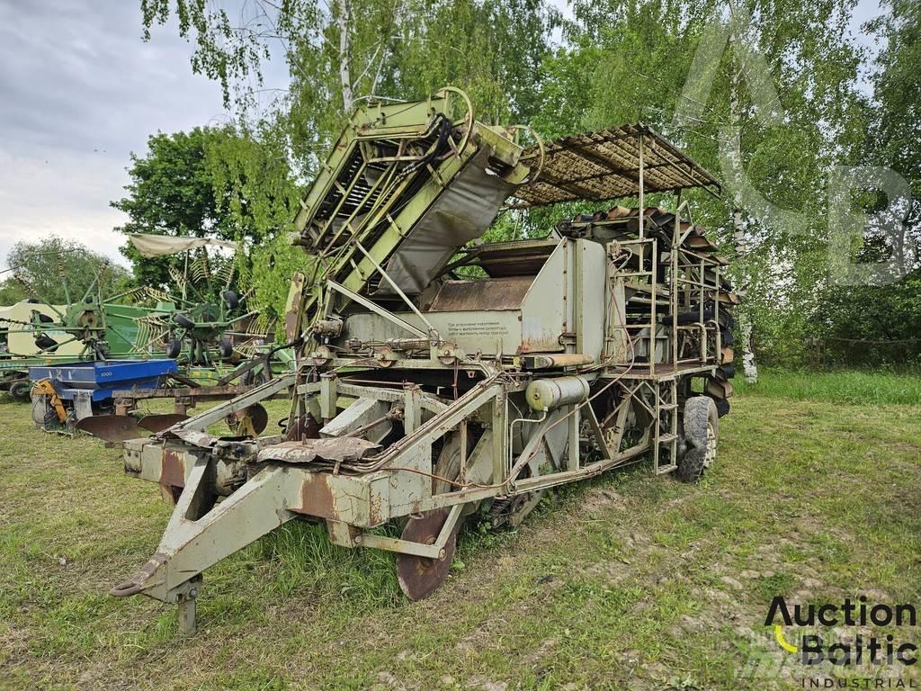 Fortschritt E 686 ジャガイモ収穫機・掘取機