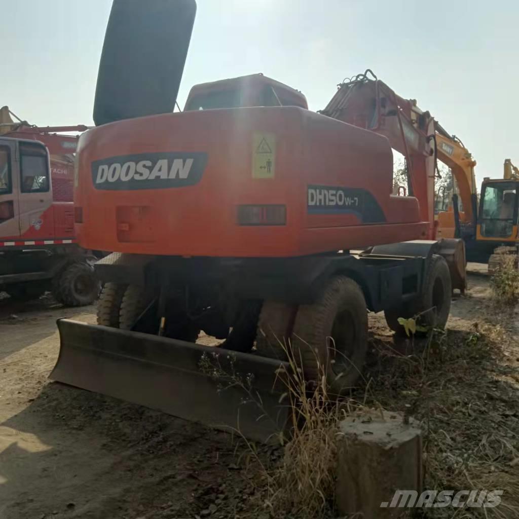 Doosan DH150W-7 ホイール式油圧ショベル（パワーショベル・ユンボ・バックホー）