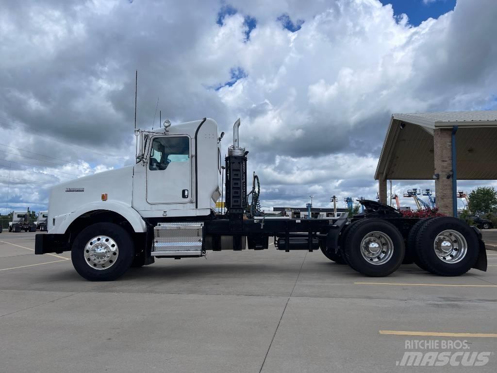 Kenworth T 800 中古トラクターヘッド | トレーラーヘッド