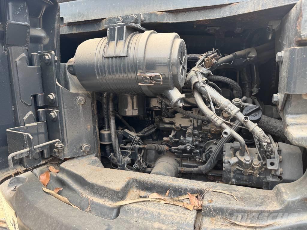 Komatsu PC 55 MR ミニ油圧ショベル 7t以下（ミニユンボ・ミニディガー）