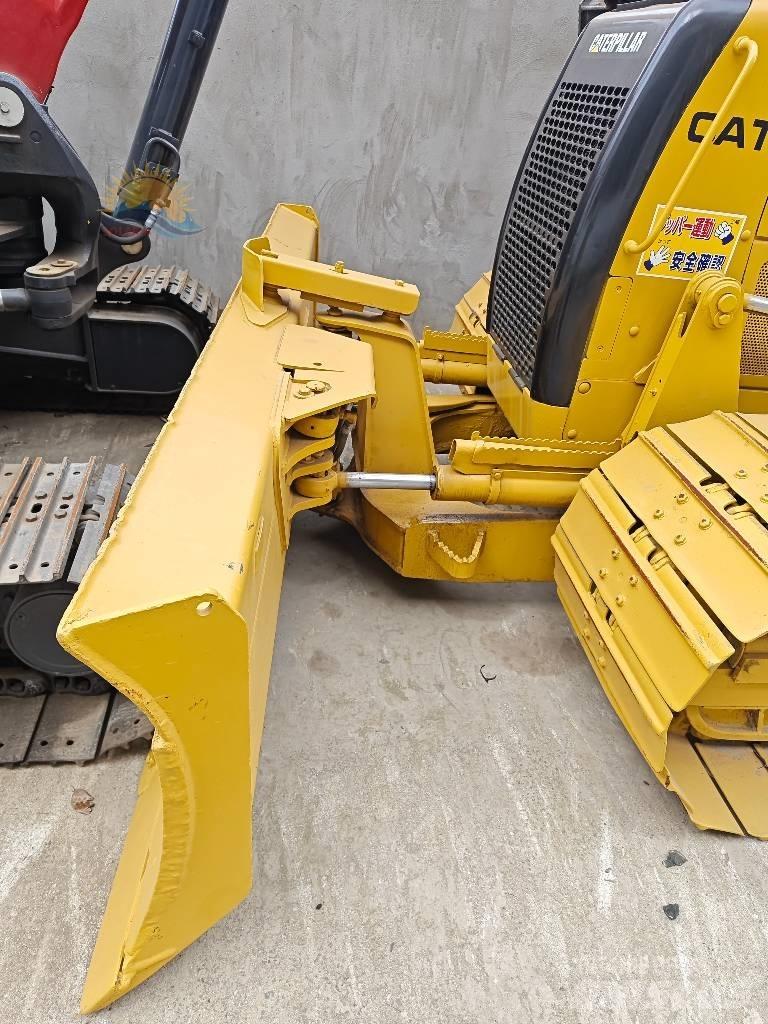 CAT D 5 K ブルドーザー
