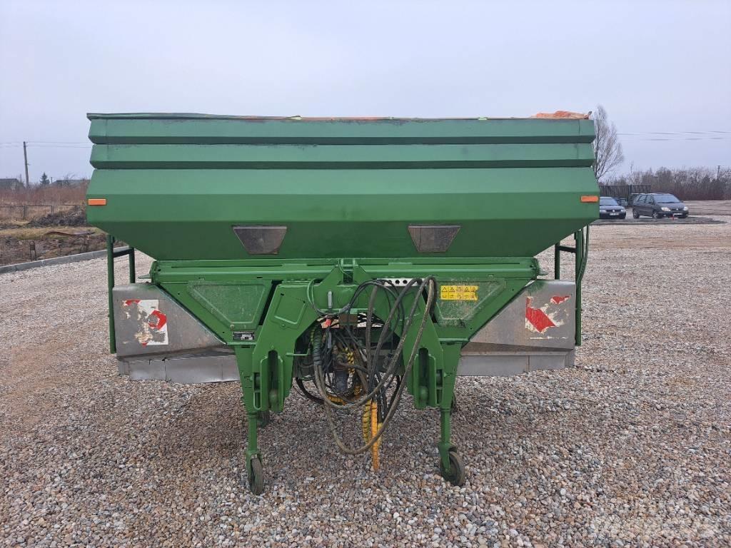 Amazone ZA-M 3000 ミネラル散布機