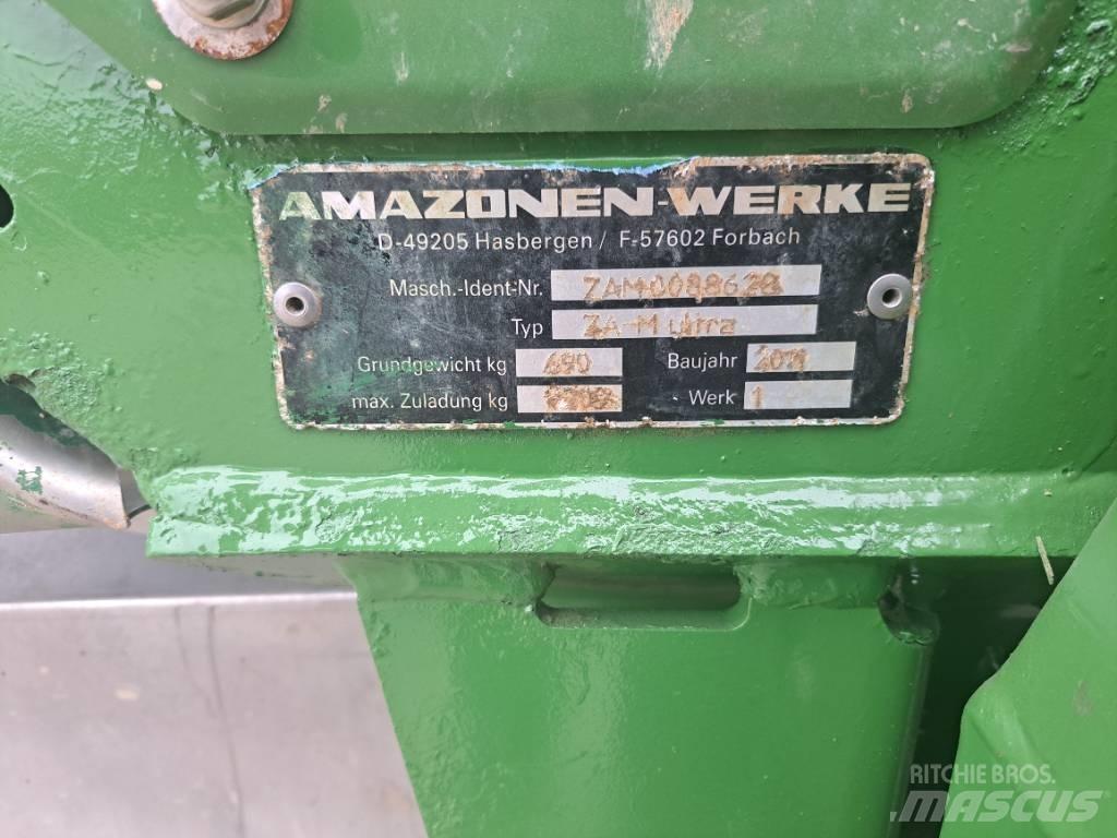 Amazone ZA-M 3000 ミネラル散布機