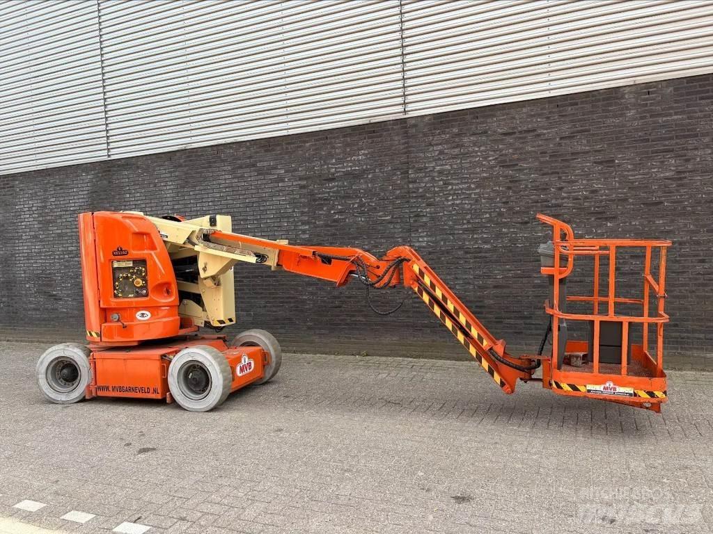 JLG E300AJP ブームリフト　屈伸型