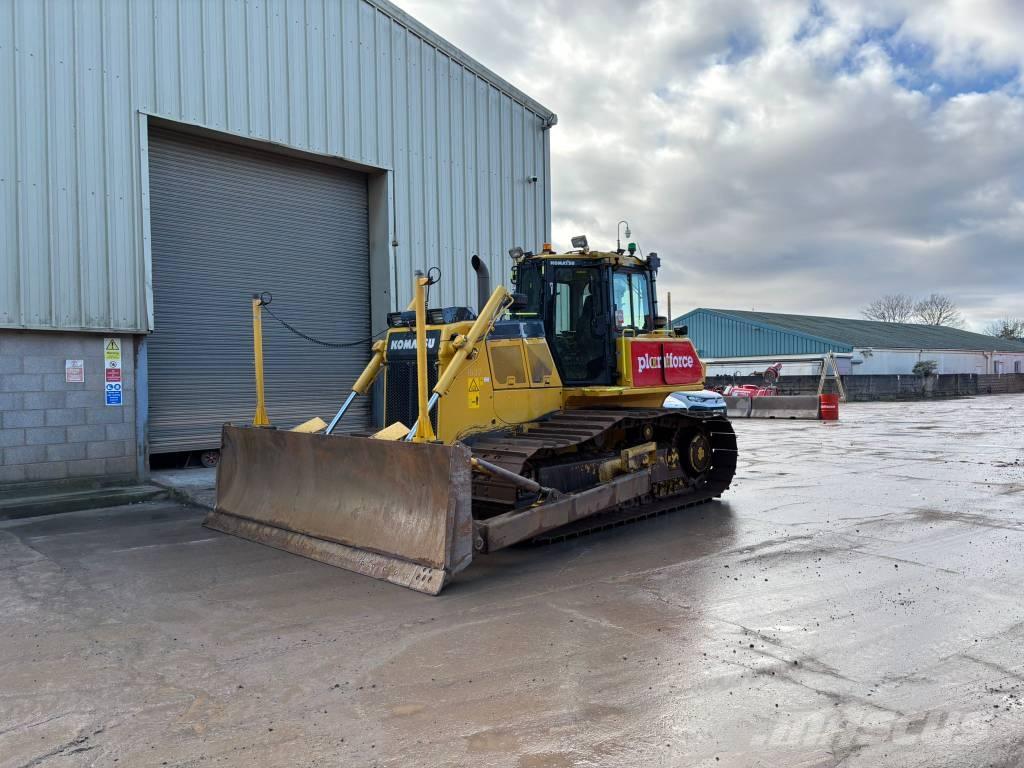 Komatsu D65PX-18E0 ブルドーザー