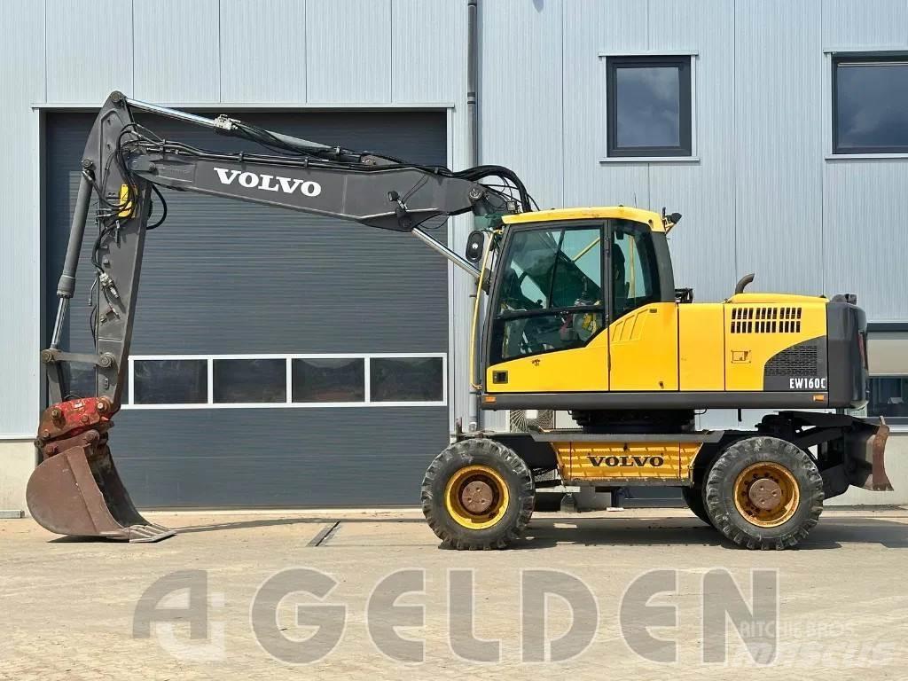 Volvo EW160C ホイール式油圧ショベル（パワーショベル・ユンボ・バックホー）