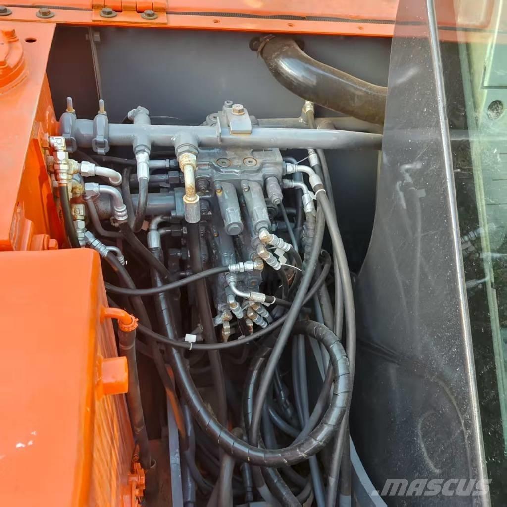 Hitachi ZX 60 ミニ油圧ショベル 7t以下（ミニユンボ・ミニディガー）