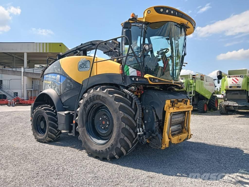 New Holland FR 650 自走式フォレージハーベスター