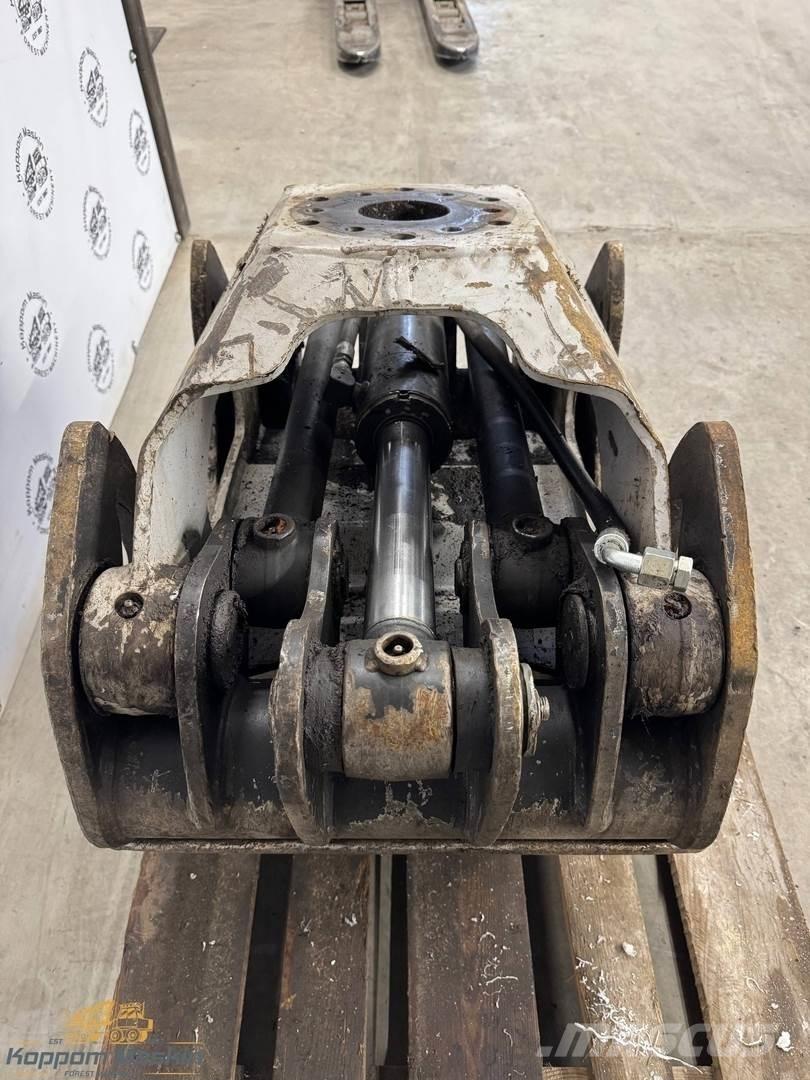 Valmet / Komatsu G36 グラップル