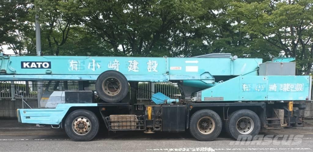 Kato NK 200 H V ラフテレーンクレーン