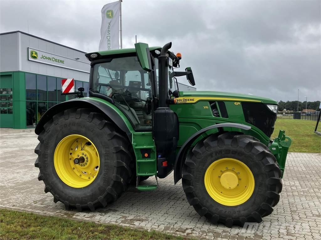 John Deere 6R 215 トラクター