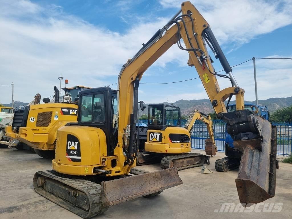 CAT 305E2 ミニ油圧ショベル 7t以下（ミニユンボ・ミニディガー）