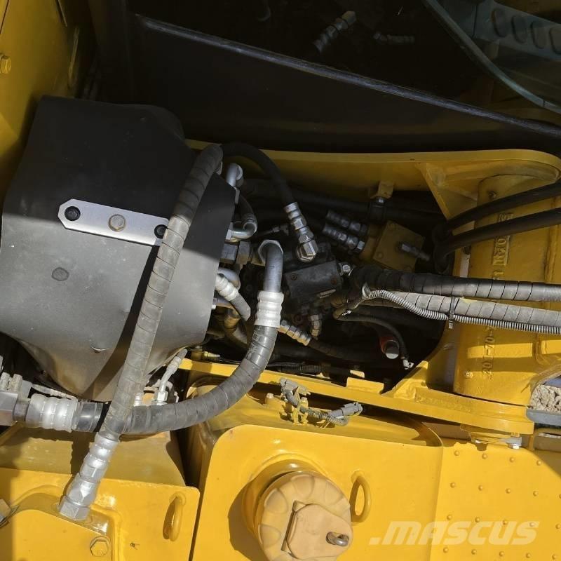 Komatsu PC 70 大型油圧ショベル12t以上（パワーショベル・ユンボ）