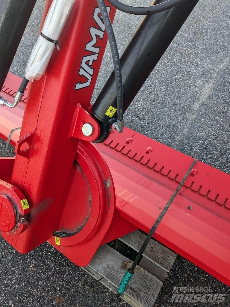 Vama 300 JH 2 道路用レーキ