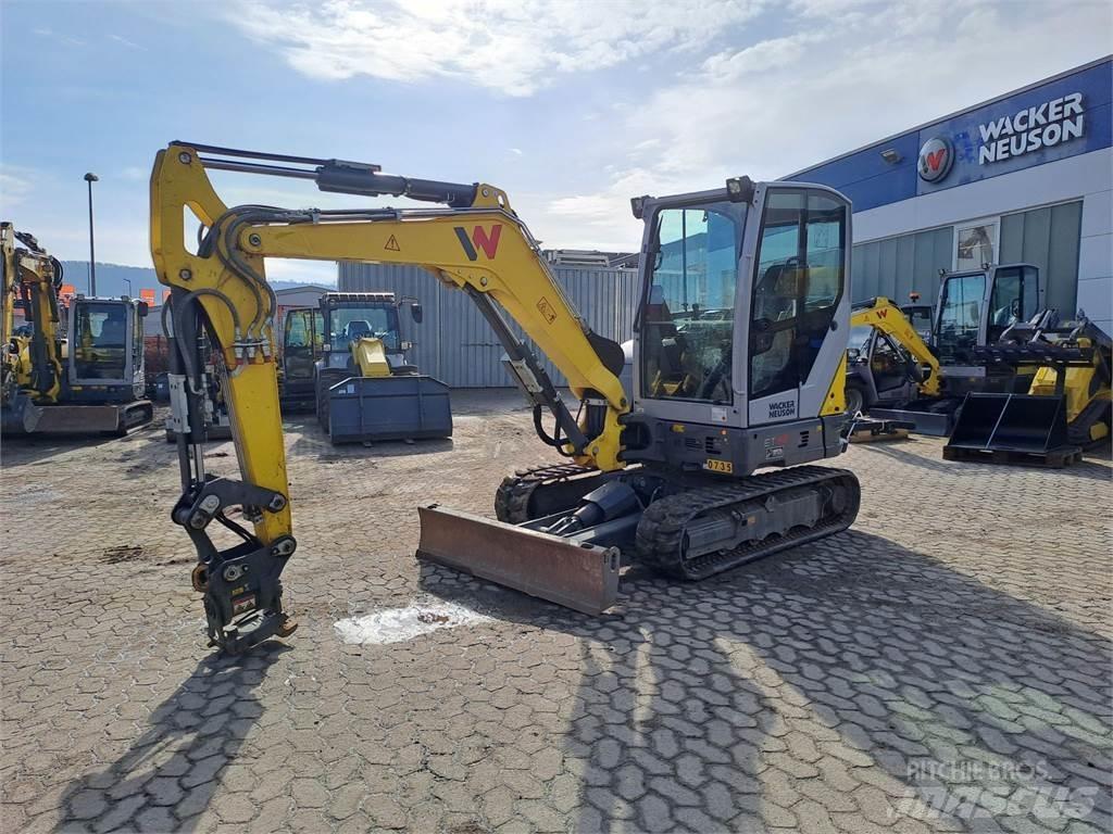 Wacker Neuson ET42 大型油圧ショベル12t以上（パワーショベル・ユンボ）