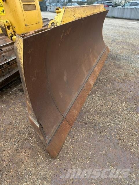 Komatsu D 61 PXI-23 ブルドーザー