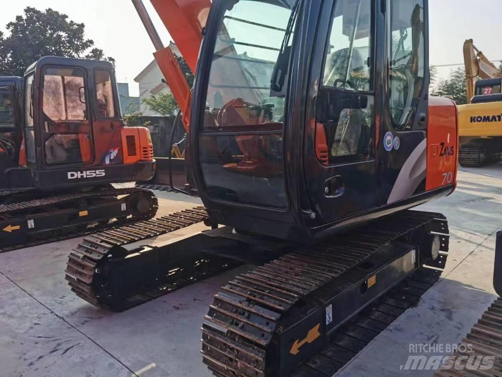 Hitachi ZX 70 中型油圧ショベル 7ｔ-12ｔ（ユンボ・パワーショベル・バックホー）