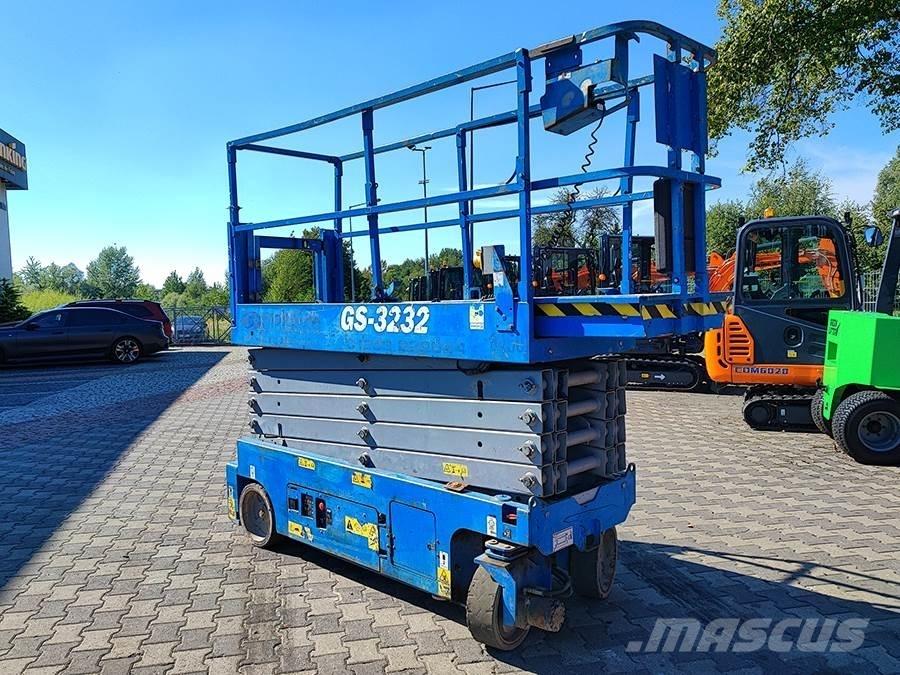 Genie GS-3232 シザースリフト