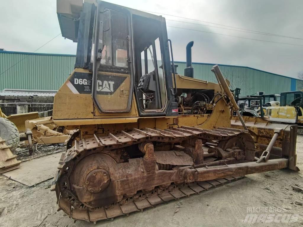 CAT D 6 G ブルドーザー