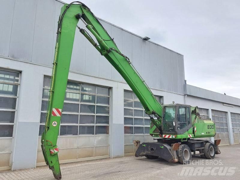 Sennebogen 830 廃棄物／工業産廃処理機