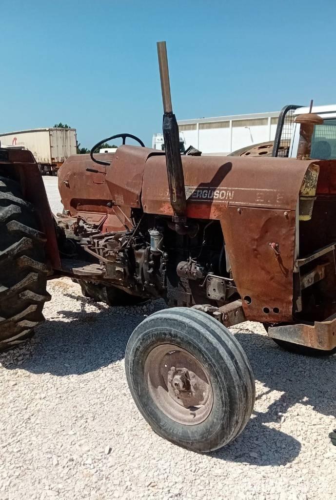 Massey Ferguson 275 トラクター