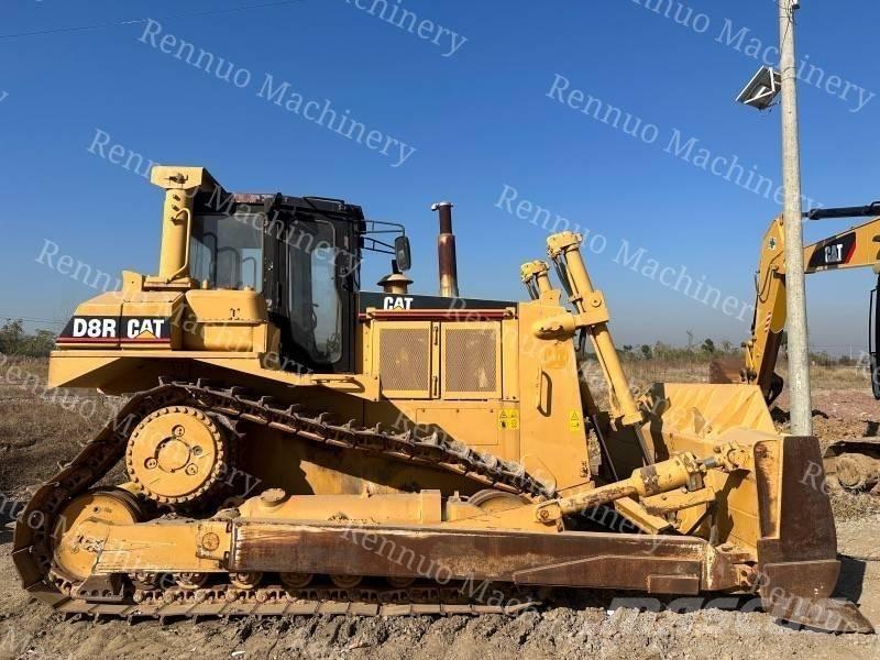 CAT D 8 R ブルドーザー