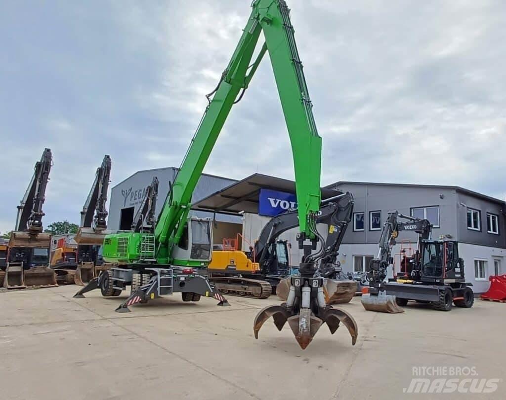 Sennebogen 830E 廃棄物／工業産廃処理機