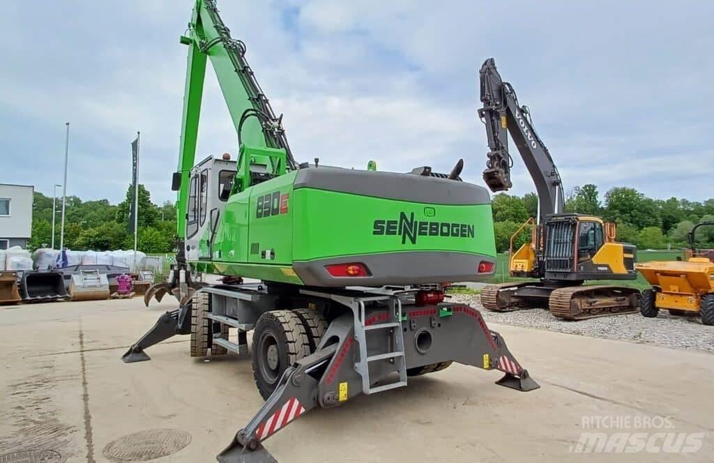 Sennebogen 830E 廃棄物／工業産廃処理機