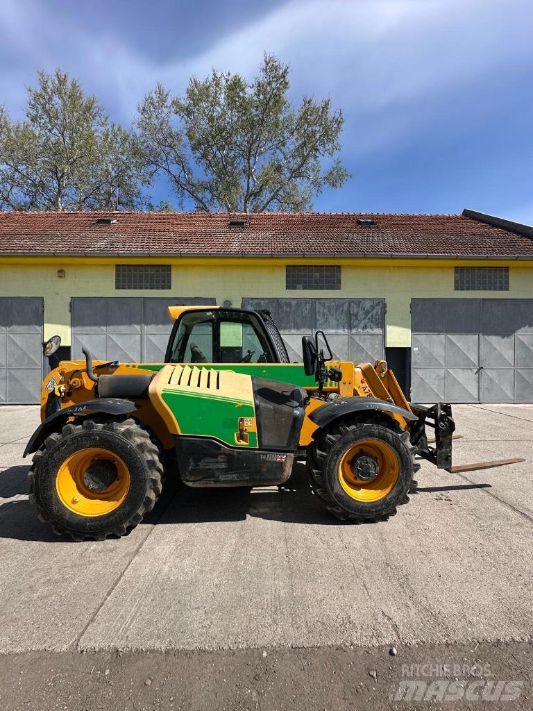 JCB 531-70 テレスコーピックハンドラー