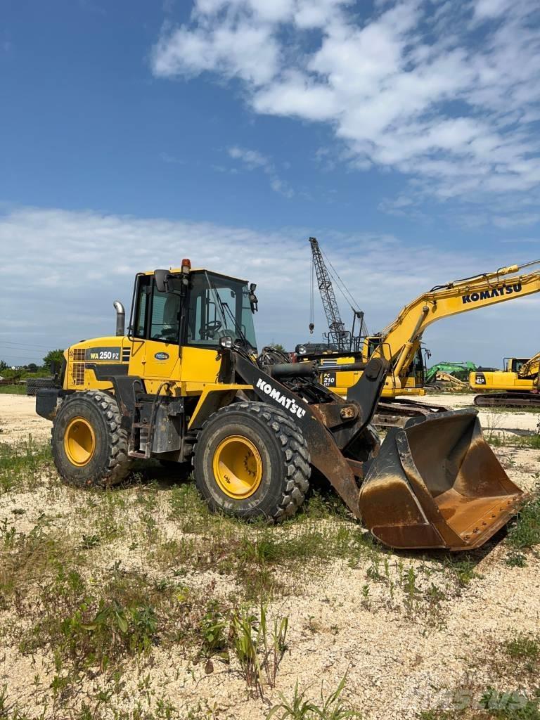 Komatsu WA 250 PZ-6 ホイールローダー・タイヤショベル