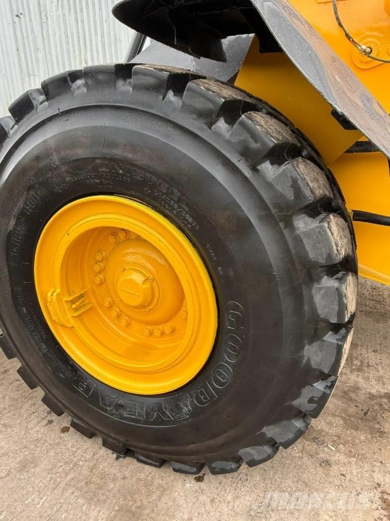 Volvo L 110 H ホイールローダー・タイヤショベル