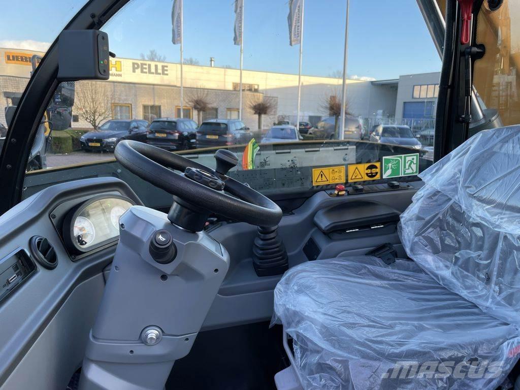 Liebherr T41-7 テレスコーピックハンドラー