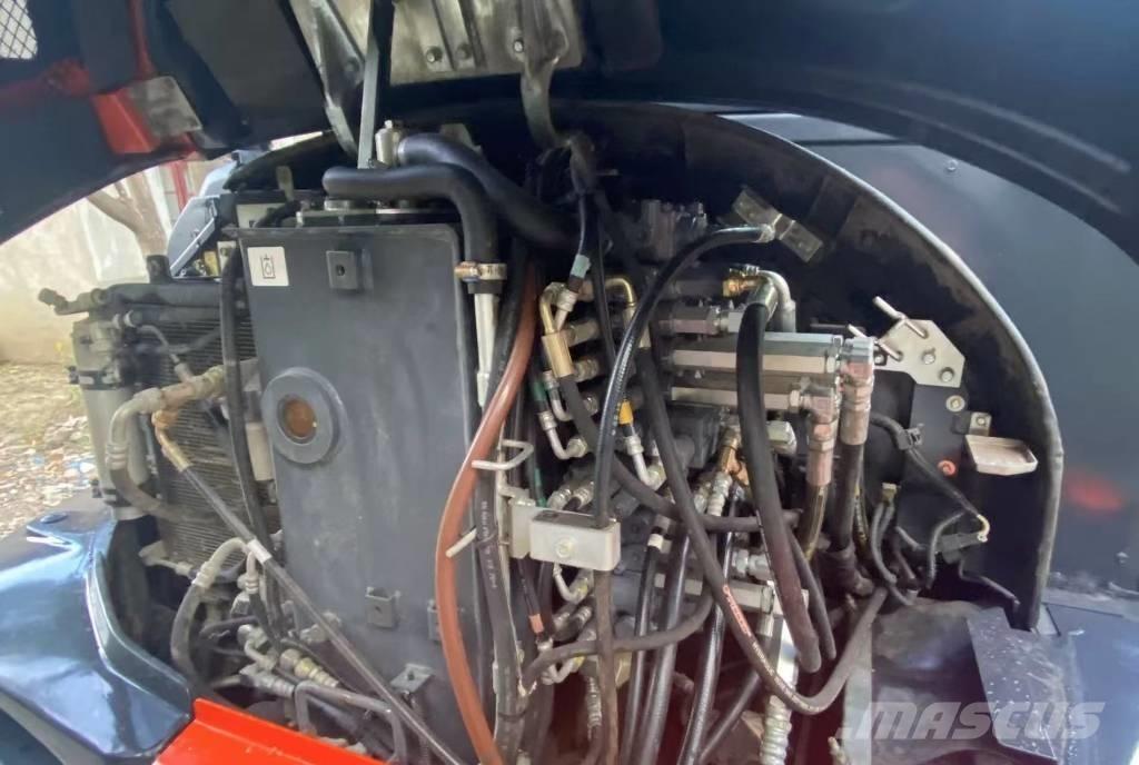 Kubota 165 大型油圧ショベル12t以上（パワーショベル・ユンボ）