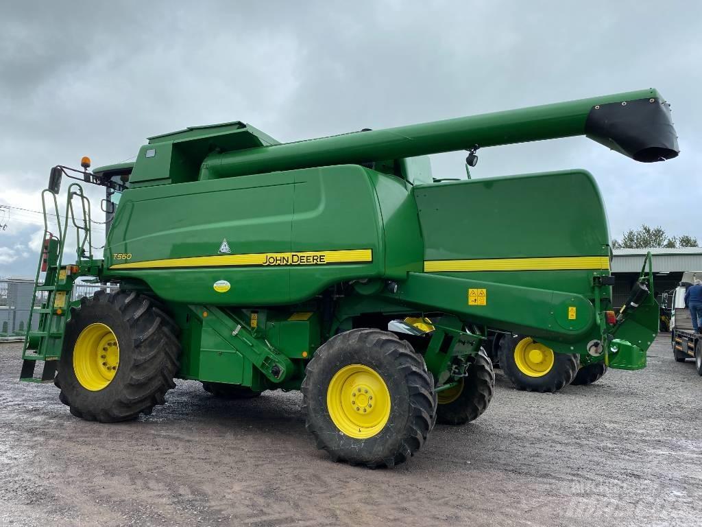 John Deere T 560 コンバイン