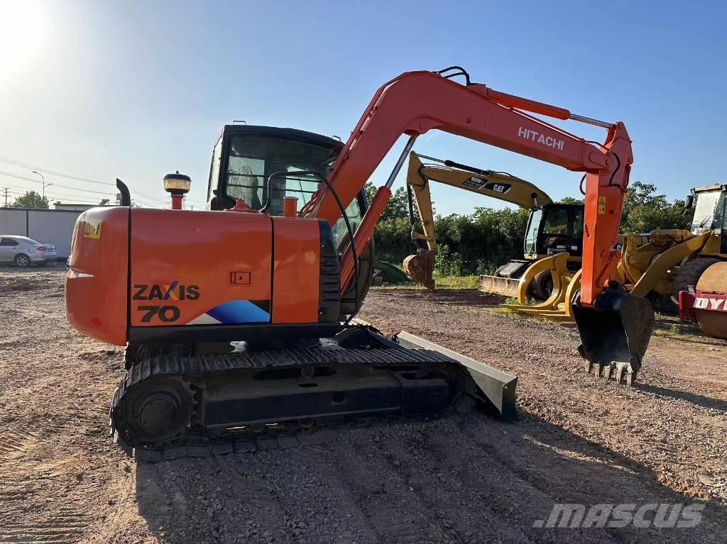 Hitachi ZX70 中型油圧ショベル 7ｔ-12ｔ（ユンボ・パワーショベル・バックホー）