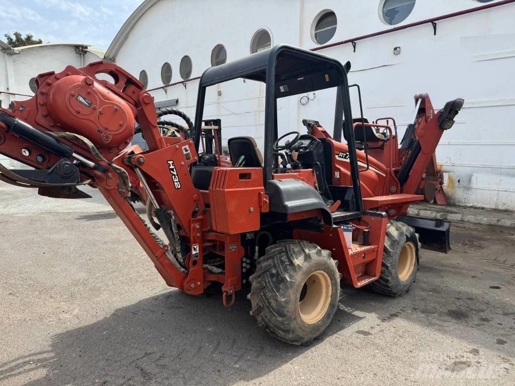 Ditch Witch RT 75 トレンチャー
