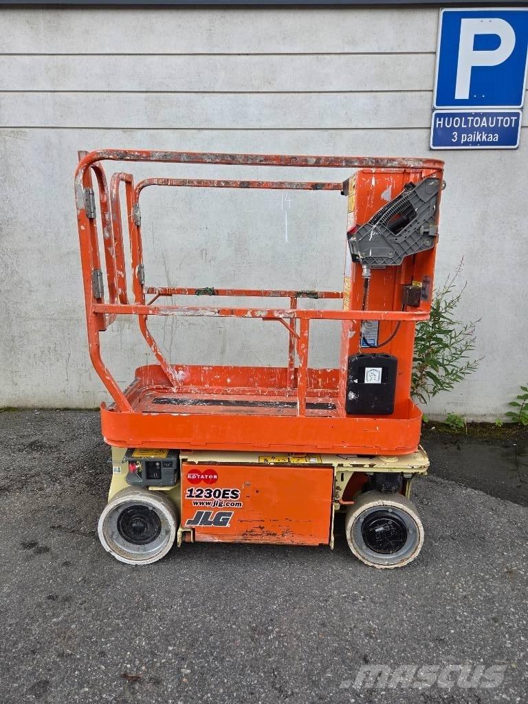 JLG 1230 ES シザースリフト