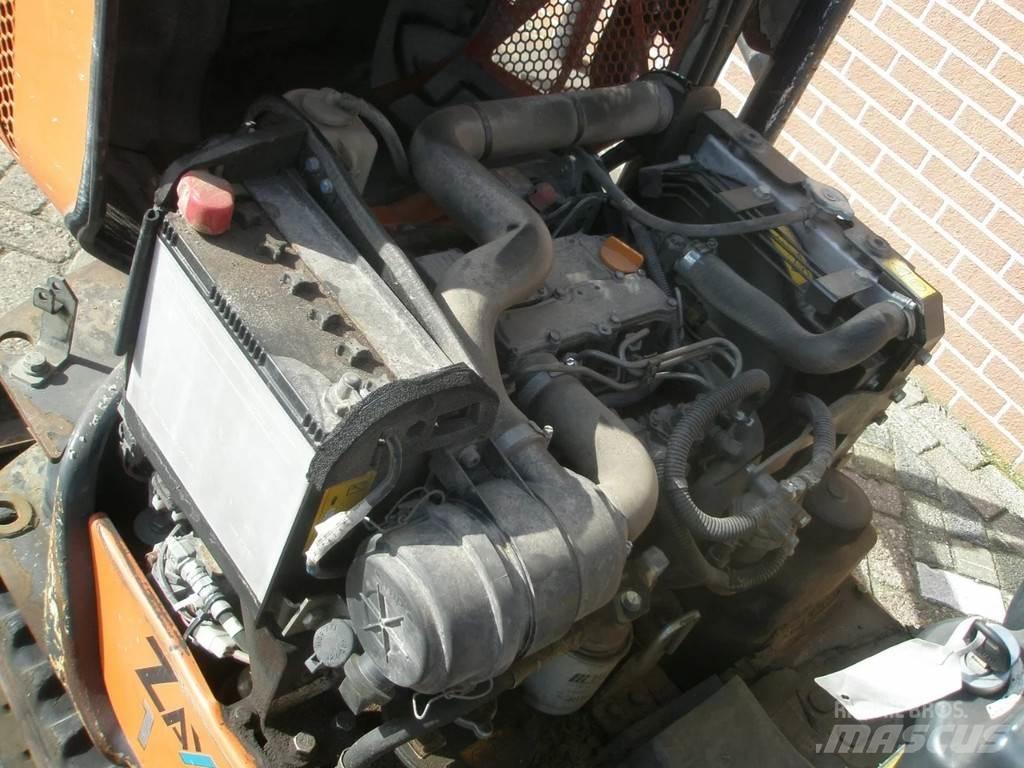 Hitachi ZX10U-2 ミニ油圧ショベル 7t以下（ミニユンボ・ミニディガー）