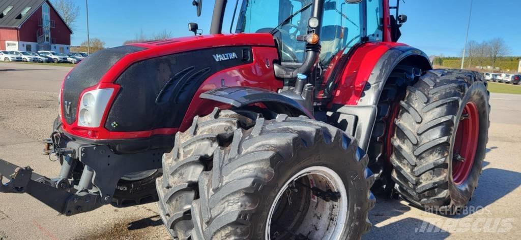 Valtra T 203 Direct トラクター