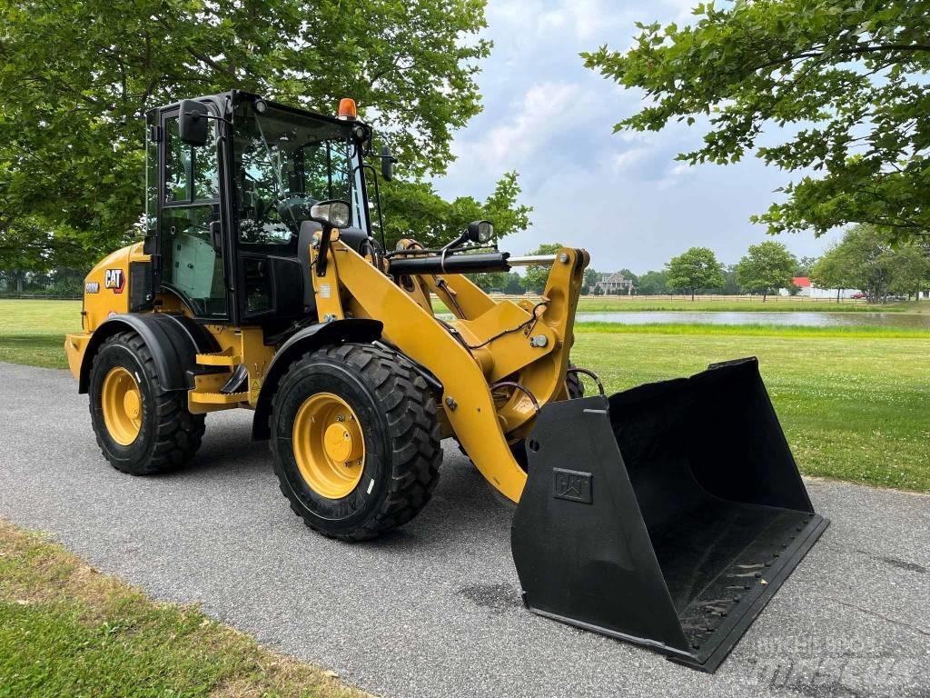 CAT 908M ホイールローダー・タイヤショベル