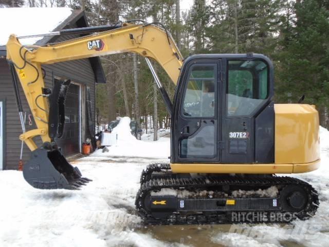CAT 307 E2 大型油圧ショベル12t以上（パワーショベル・ユンボ）