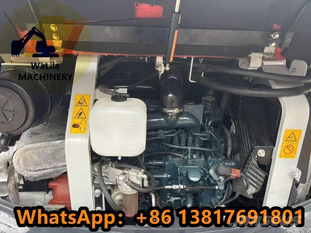 Kubota KX 057-4 ミニ油圧ショベル 7t以下（ミニユンボ・ミニディガー）