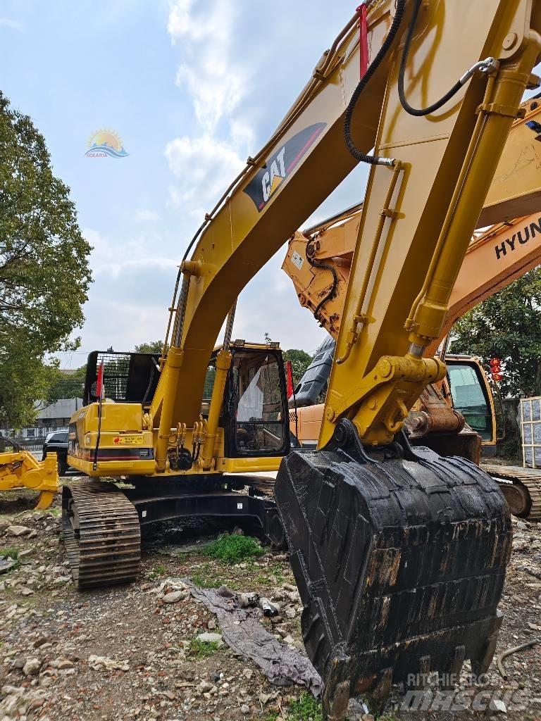 CAT 325 B 大型油圧ショベル12t以上（パワーショベル・ユンボ）