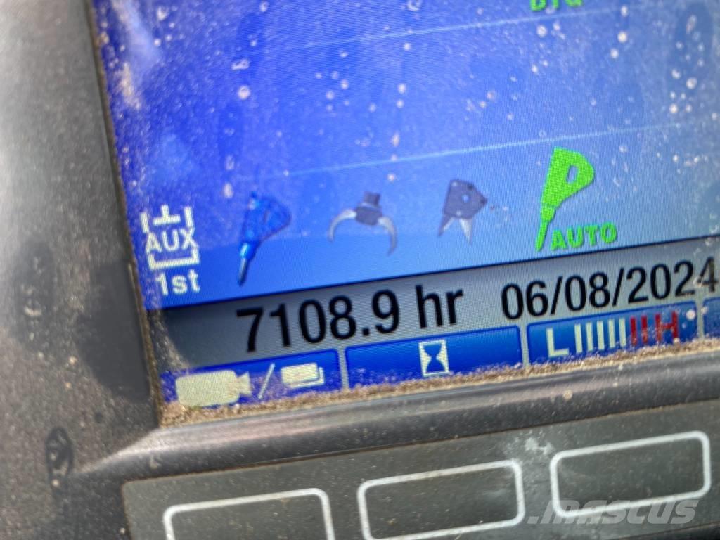 Takeuchi TB 295 W ホイール式油圧ショベル（パワーショベル・ユンボ・バックホー）