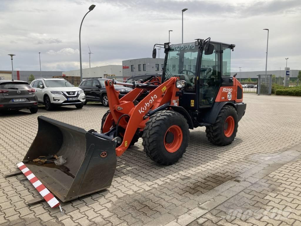 Kubota R 090 スキッドステアローダー