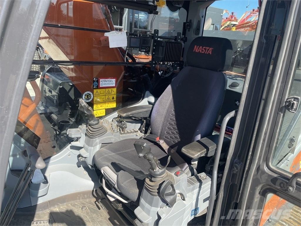 Hitachi ZX 300 LC-7 大型油圧ショベル12t以上（パワーショベル・ユンボ）