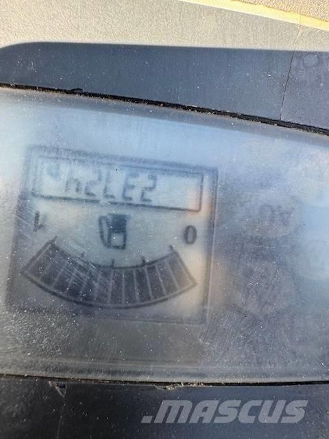 JCB 8018 CTS ミニ油圧ショベル 7t以下（ミニユンボ・ミニディガー）