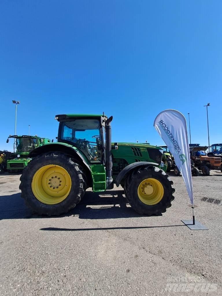 John Deere 6210 R トラクター